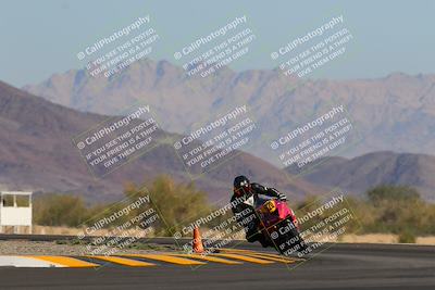 media/Nov-06-2022-SoCal Trackdays (Sun) [[208d2ccc26]]/Turn 14 (930am)/